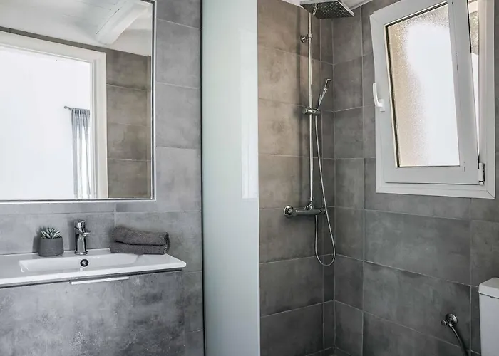 Baby Lemoni Trapezaki (Kefalonia)